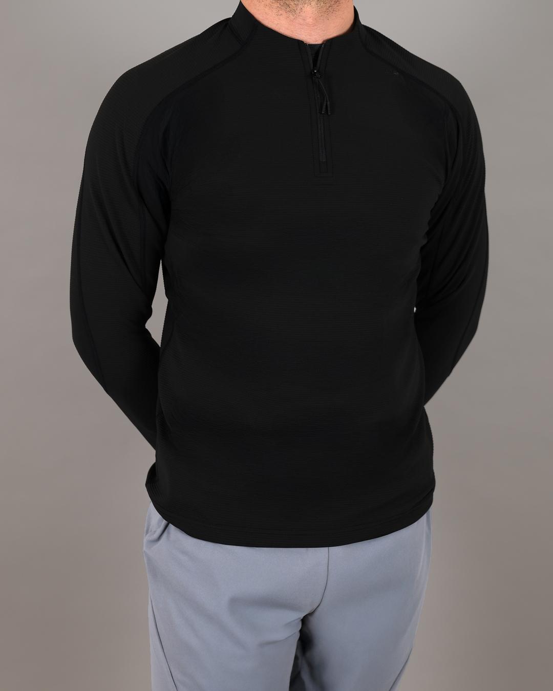 Performa Quarter Zip in Black