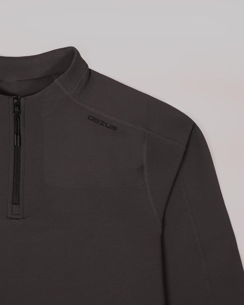 Performa Quarter Zip in Grey