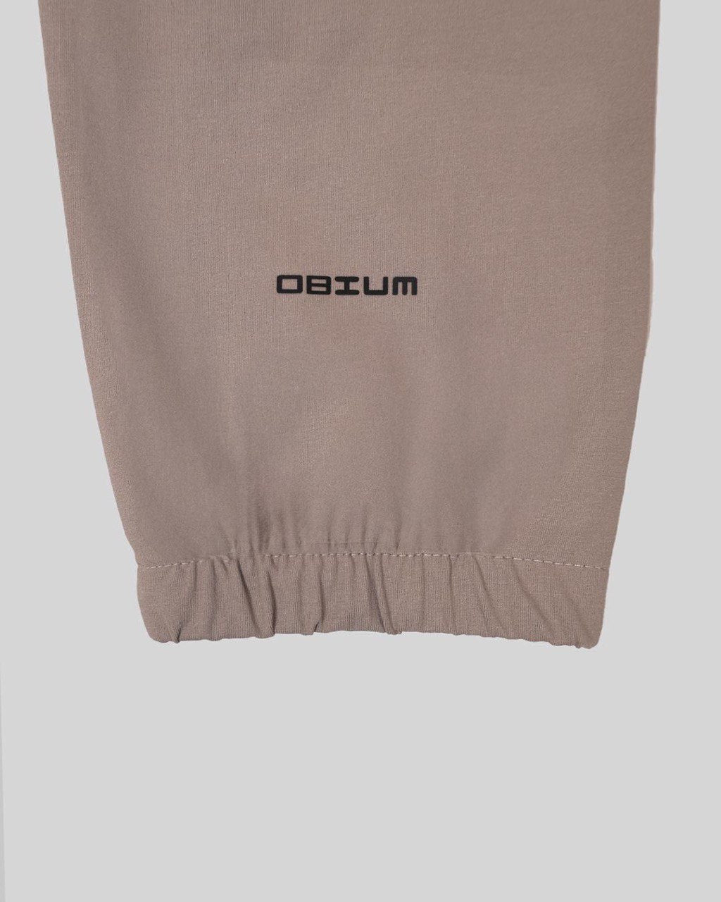 Training Pant in Sand